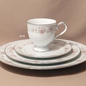 Noritake Thornton 3160 (4 Piece) Place Setting EXCELLENT!